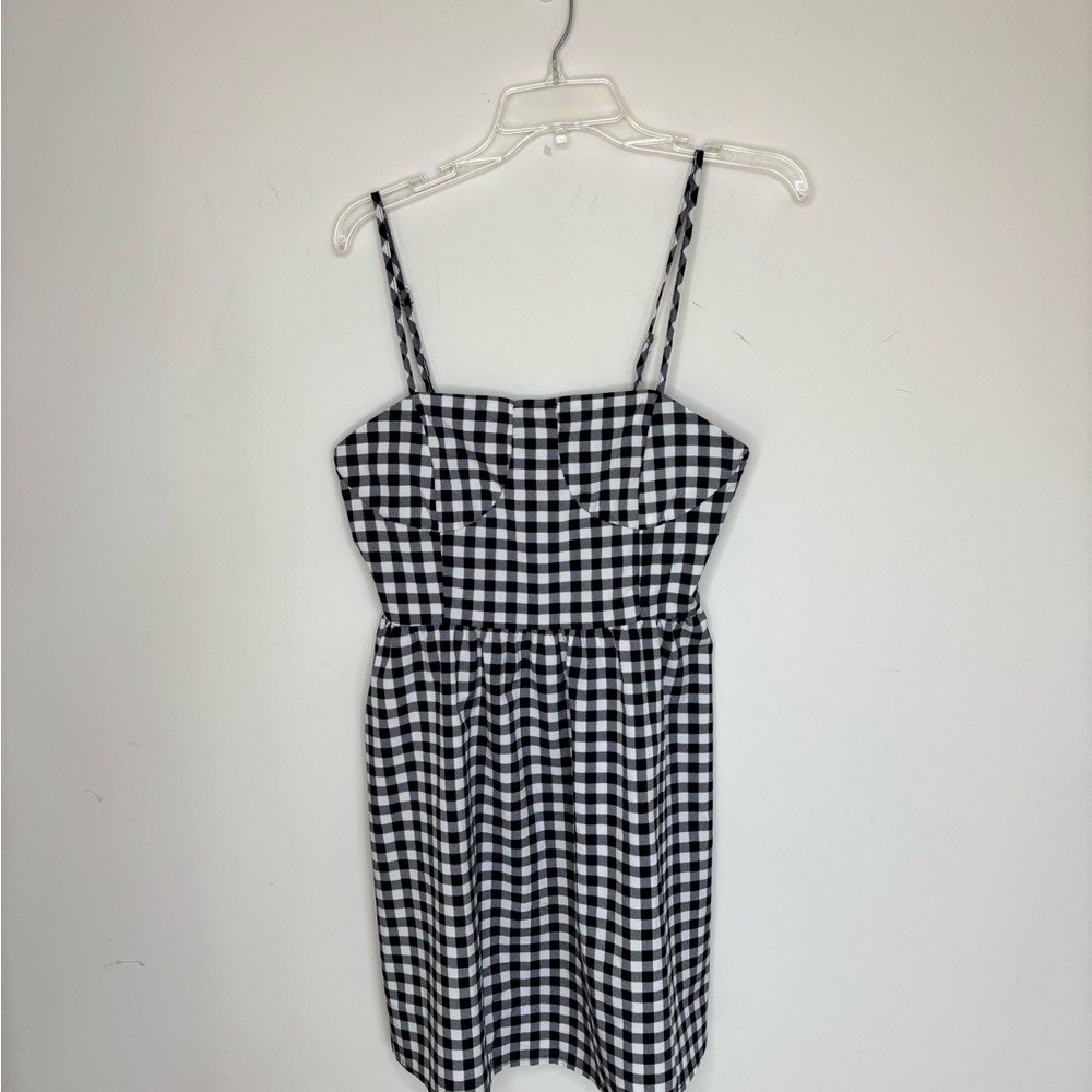 ROMWE Gingham Mini Dress‎ Sweatheartneck Black White Strappy Sleeve